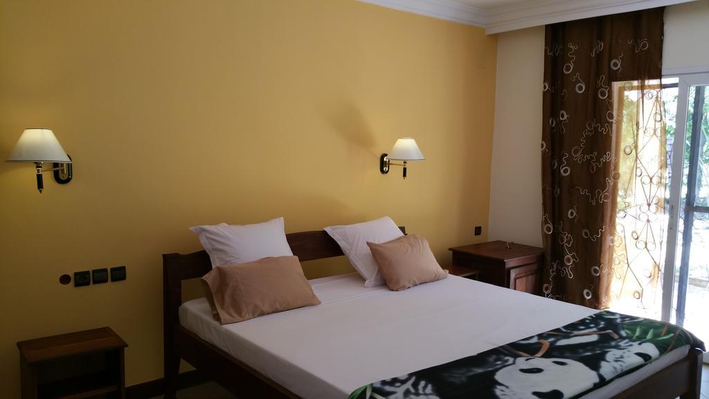Ar Sun Hotel Antsiranana ภายนอก รูปภาพ