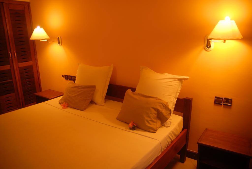 Ar Sun Hotel Antsiranana ภายนอก รูปภาพ