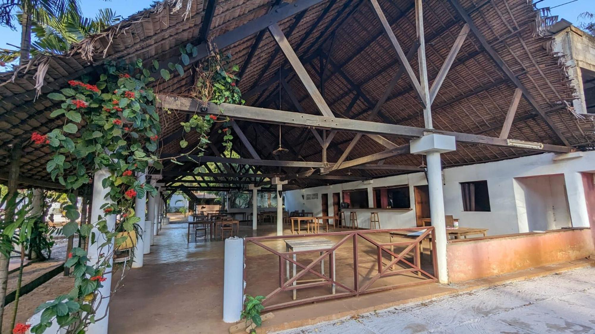 Ar Sun Hotel Antsiranana ภายนอก รูปภาพ