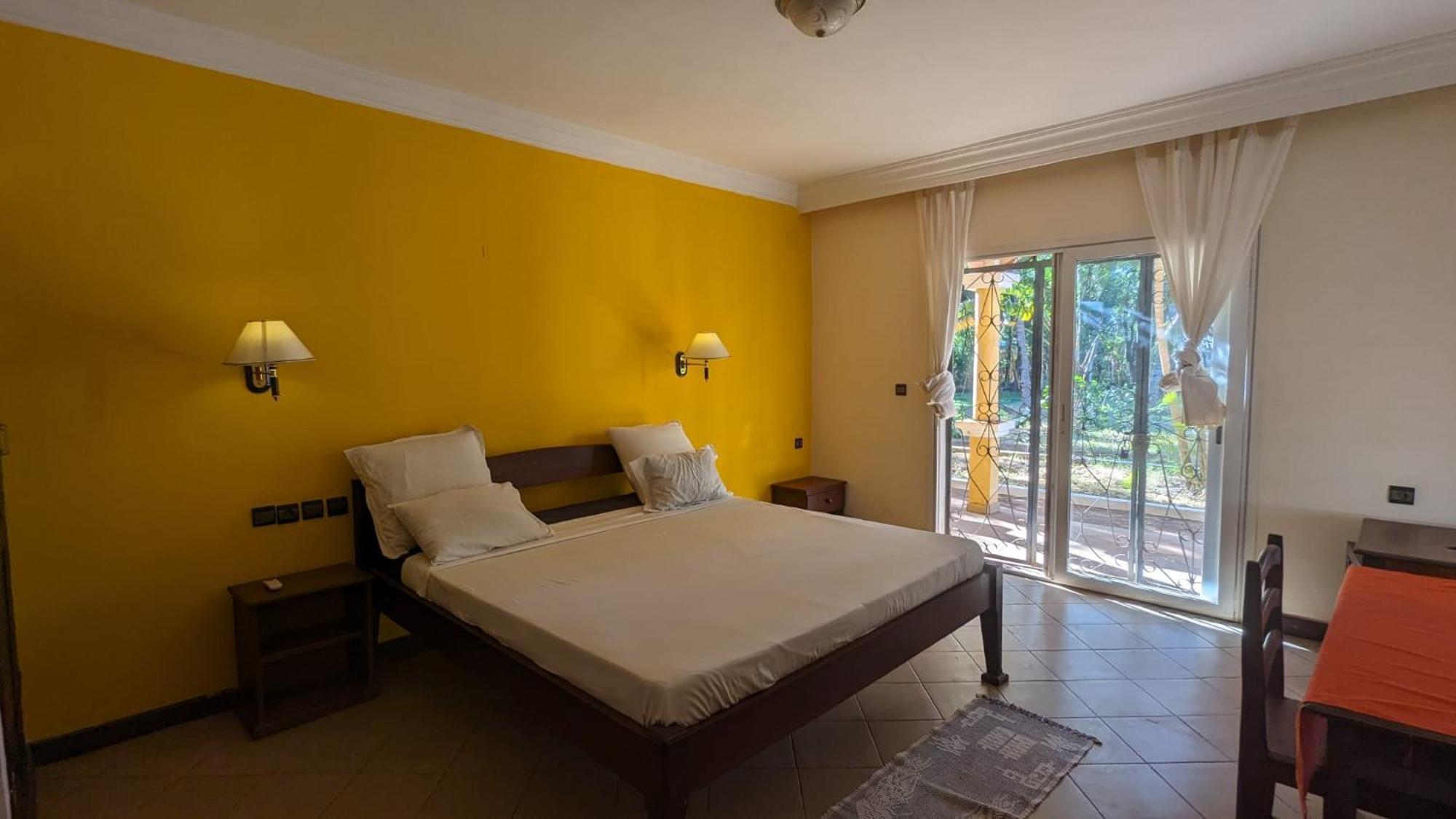 Ar Sun Hotel Antsiranana ภายนอก รูปภาพ